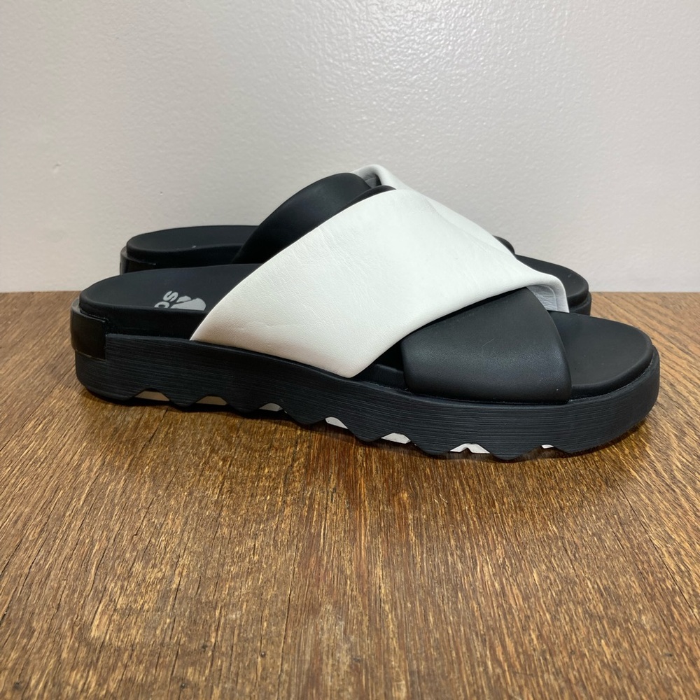 Sorel Viibe Women's Black and White Platform Slide Sandals Size 9.5